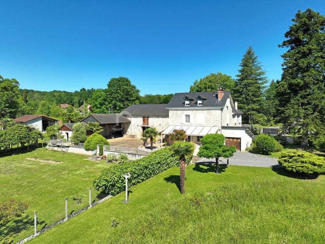 Maison à vendre, 230m², Gan