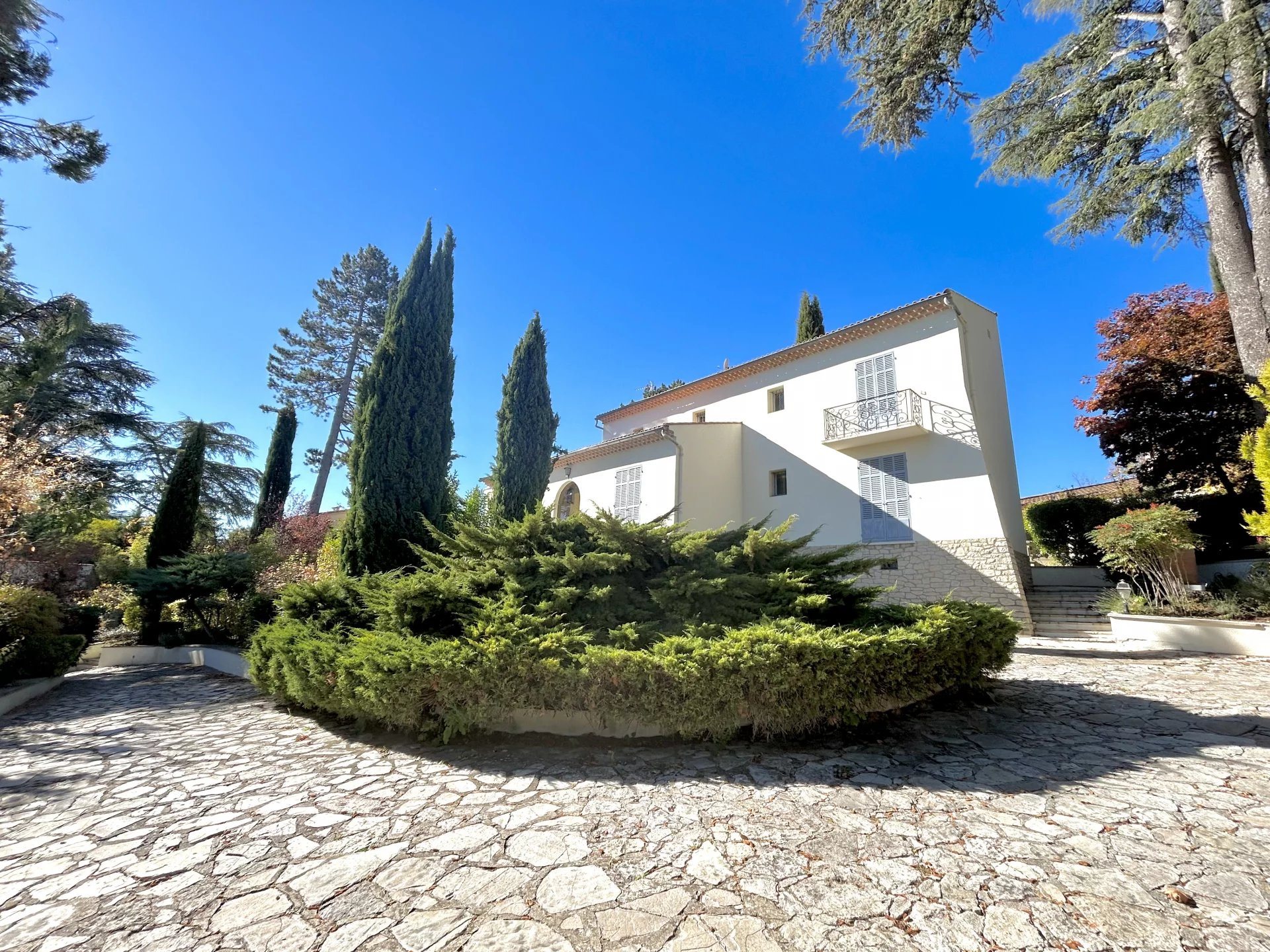 Maison à vendre, 194m², Gréoux-les-Bains