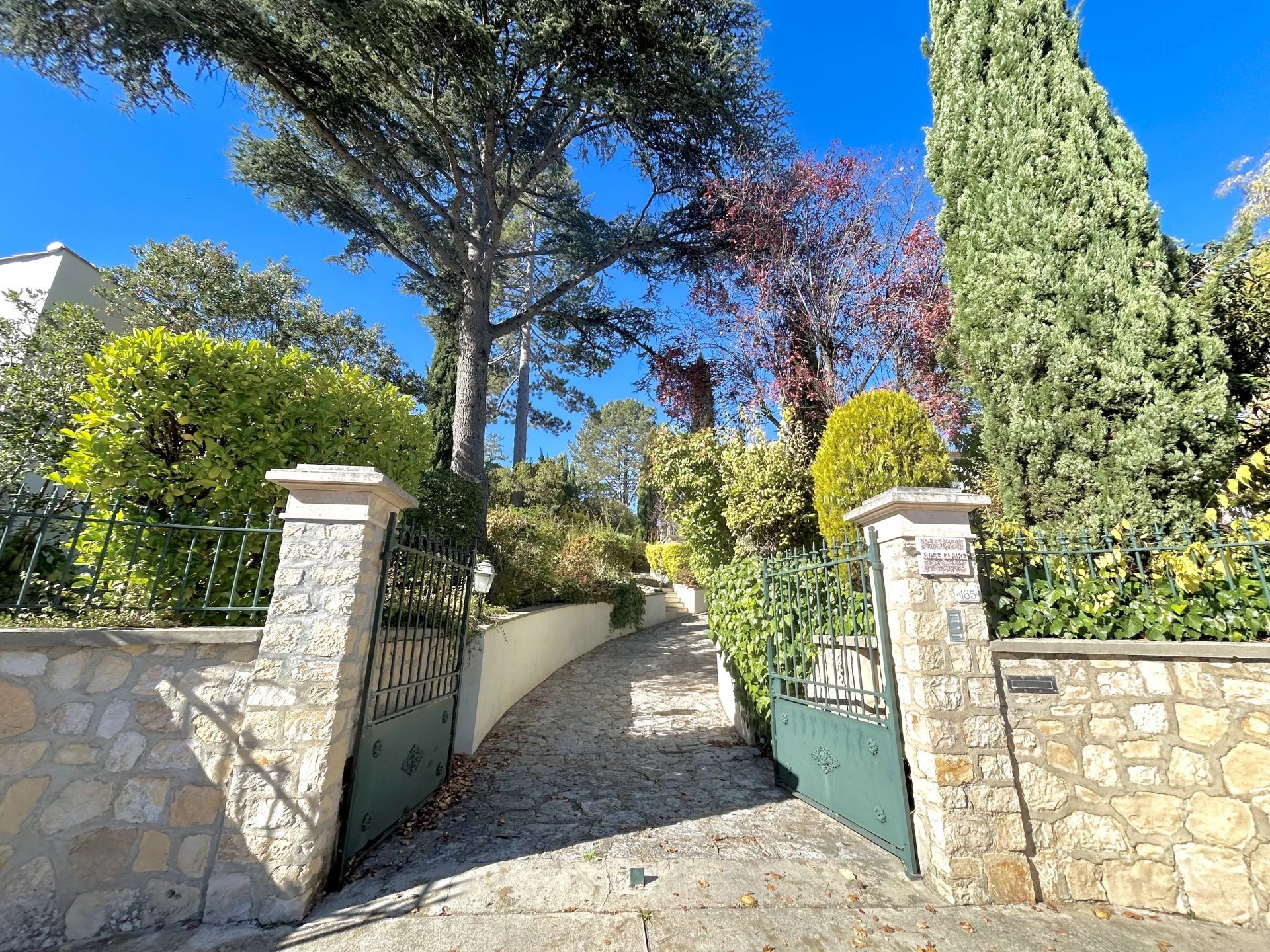 Maison à vendre, 194m², Gréoux-les-Bains