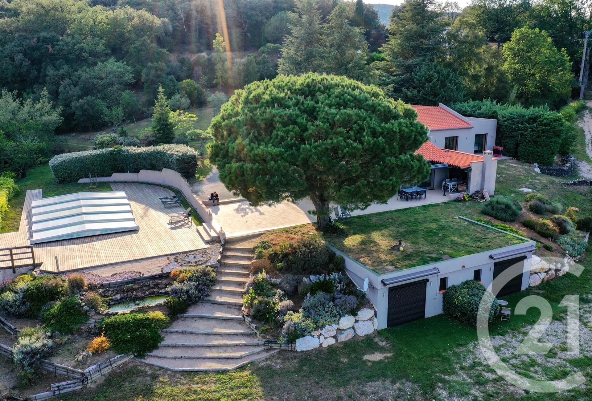 Maison à vendre, 249m², Taillet
