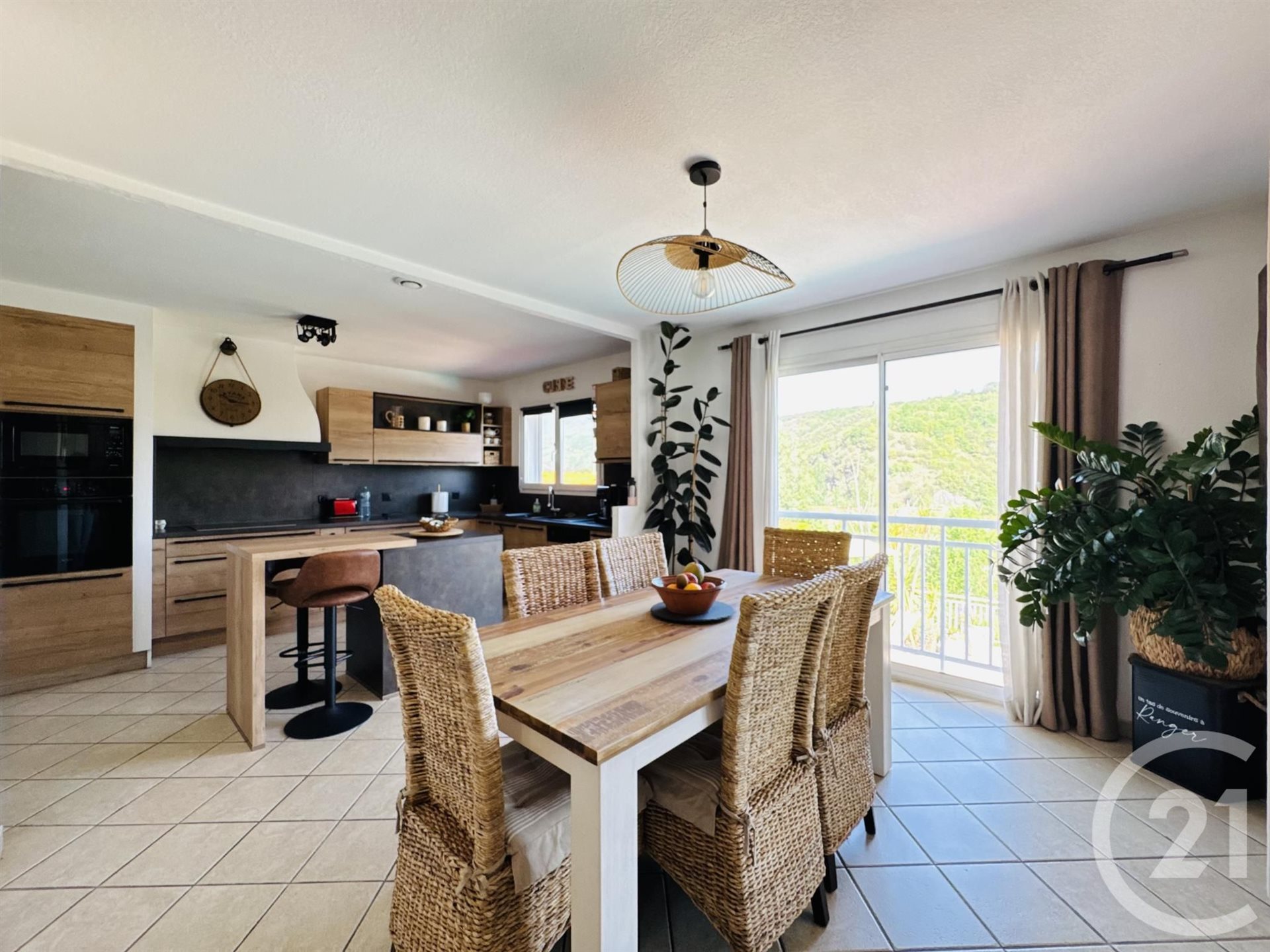 Maison à vendre, 126m², Reynès