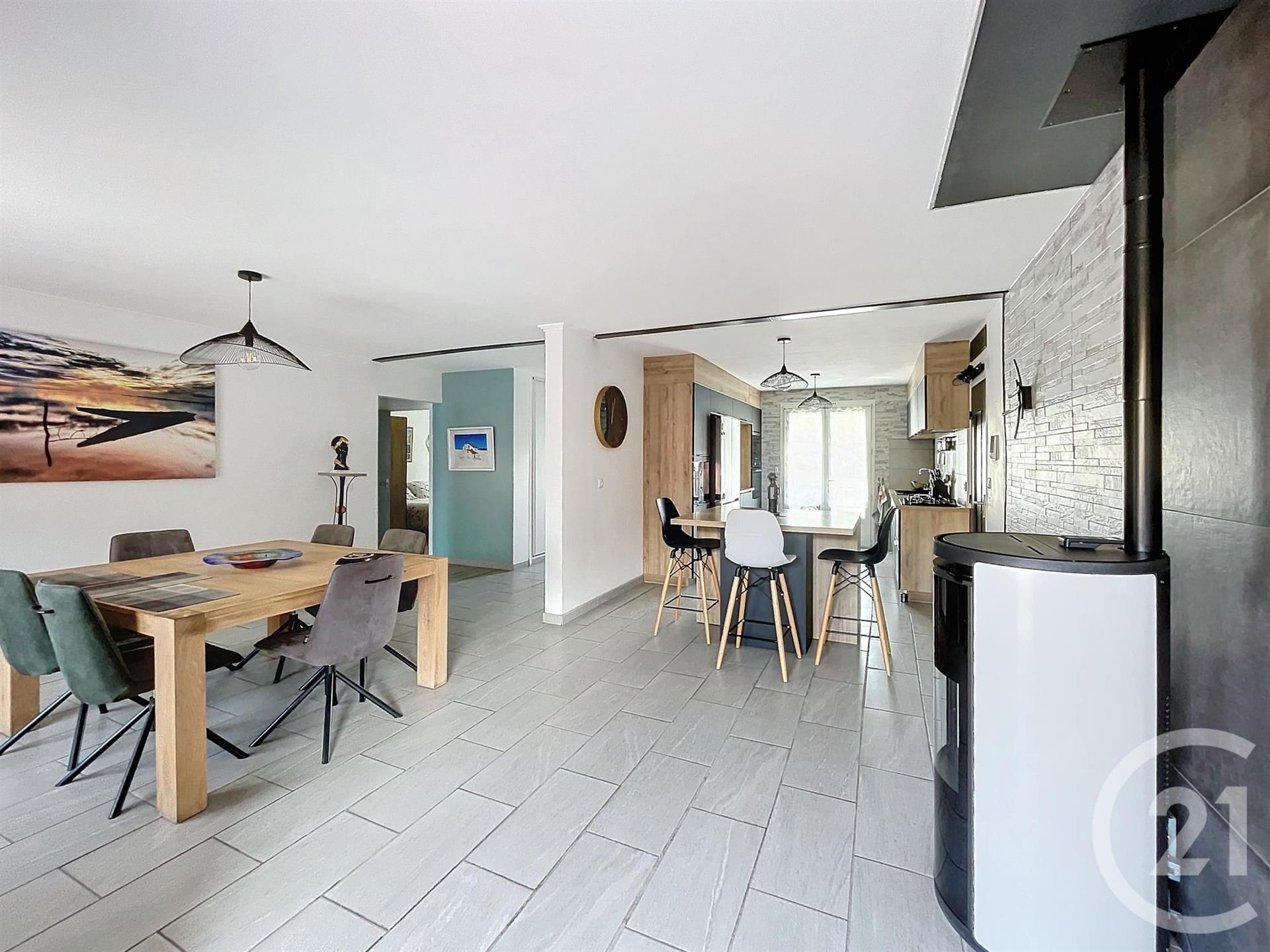 Maison à vendre, 184m², Reynès