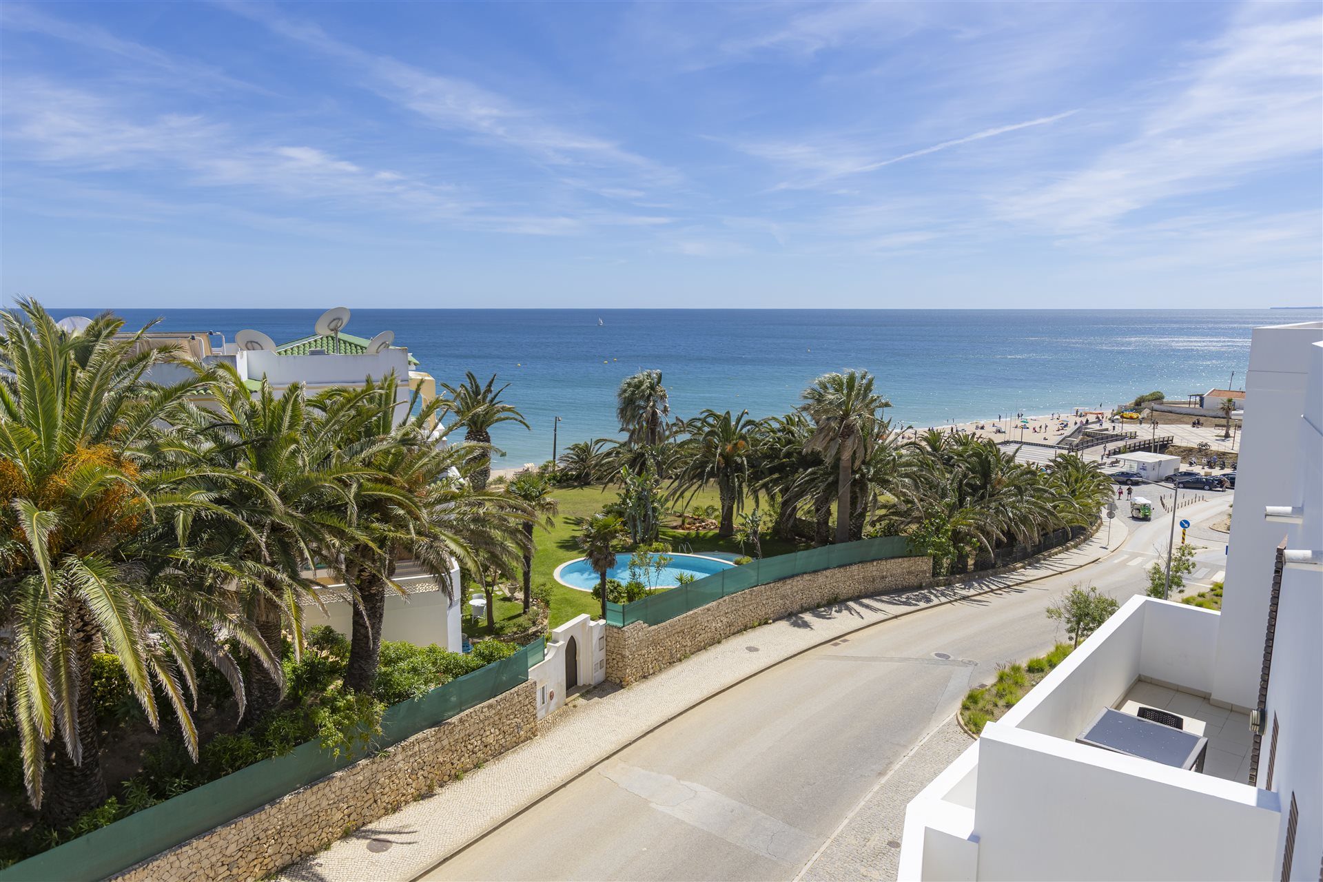 Moradia T2 Exclusiva com Vista Mar e Terraço de Cobertura no Belmar Resort, Porto de Mós, Lagos