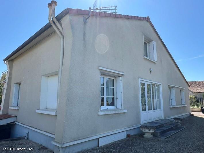 Maison à vendre, 147m², Ruffec