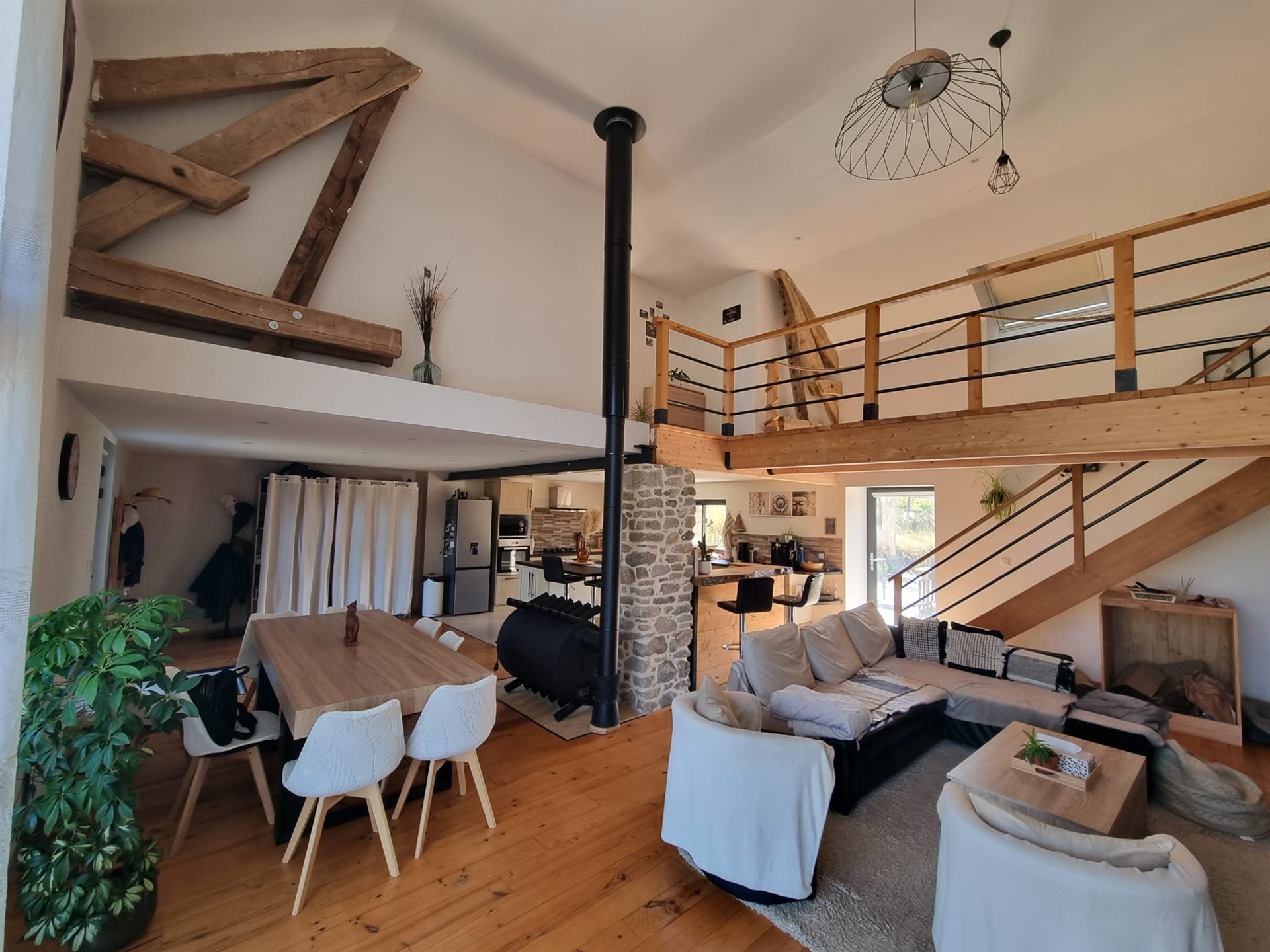 Maison à vendre, 196m², Ladapeyre