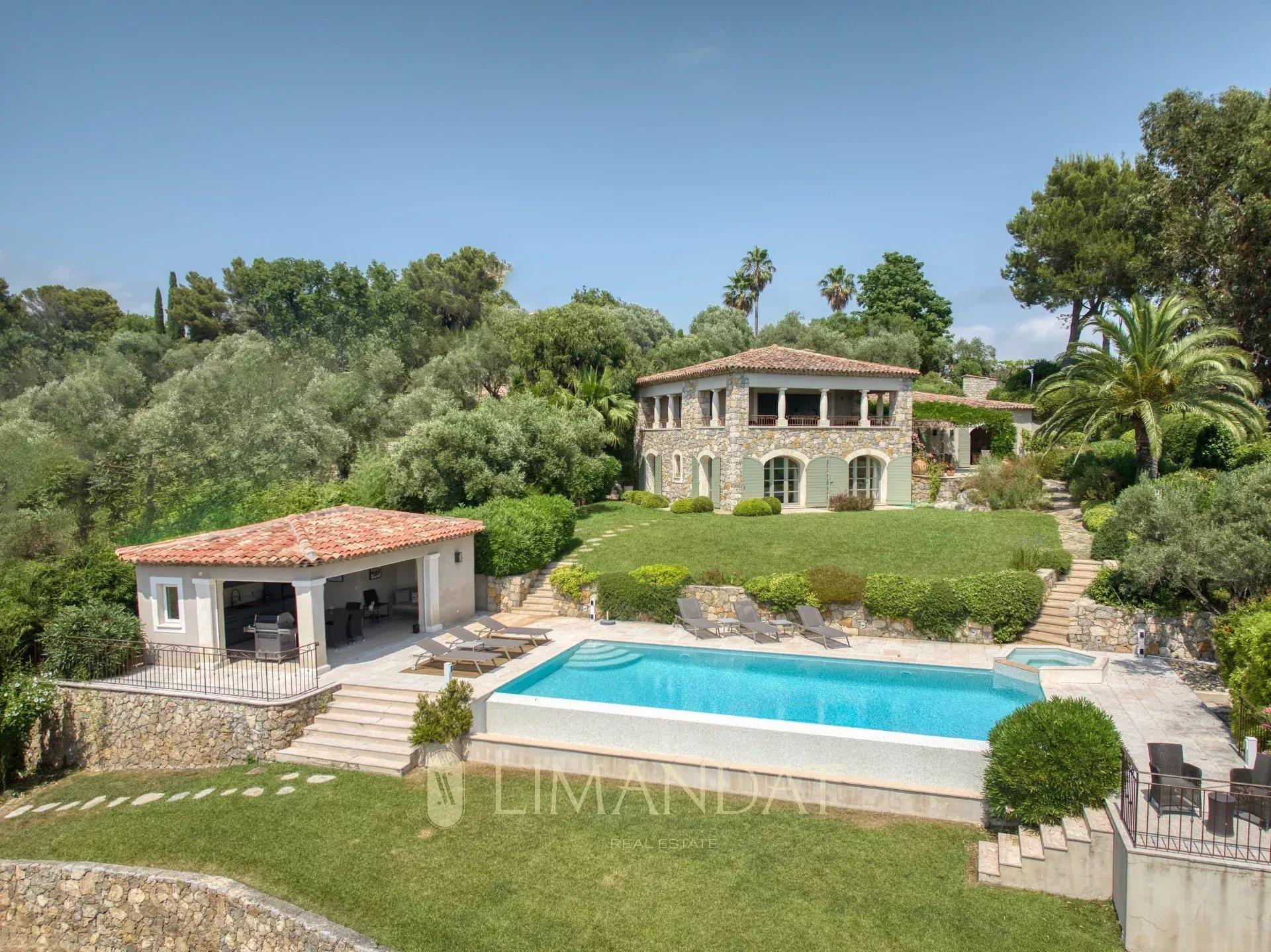 Maison à vendre, 230m², Mouans-Sartoux