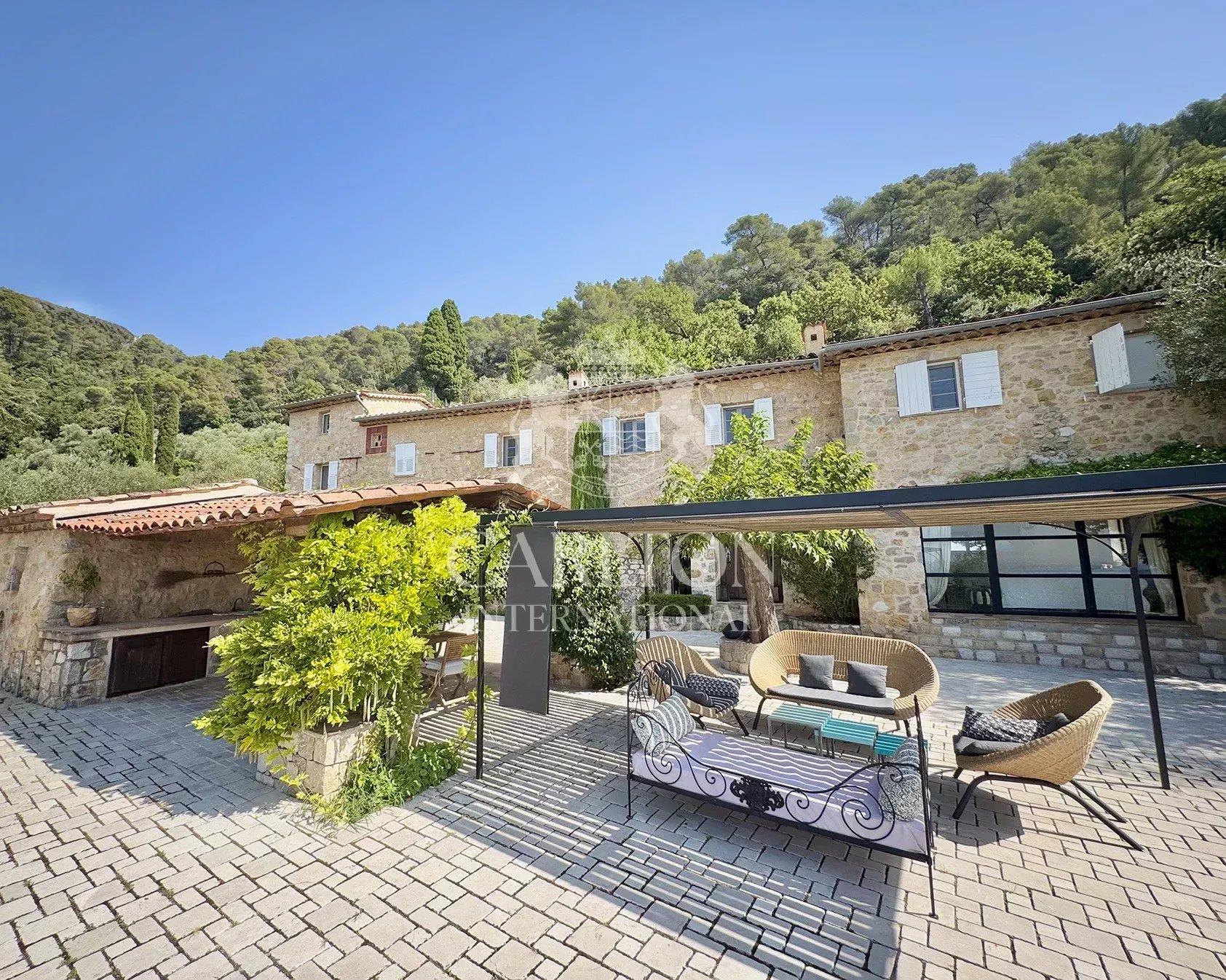Maison à vendre, 297m², Cabris