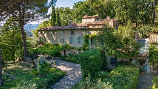 Maison 17 pièces 434 m² · à Grasse · 434 m² · 4 500 000 €