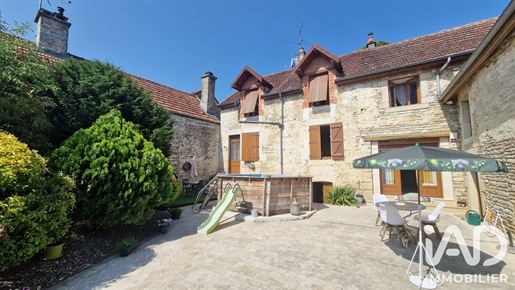 Maison 6 pièces 198 m² · à Bouix · 198 m² · 190 000 €