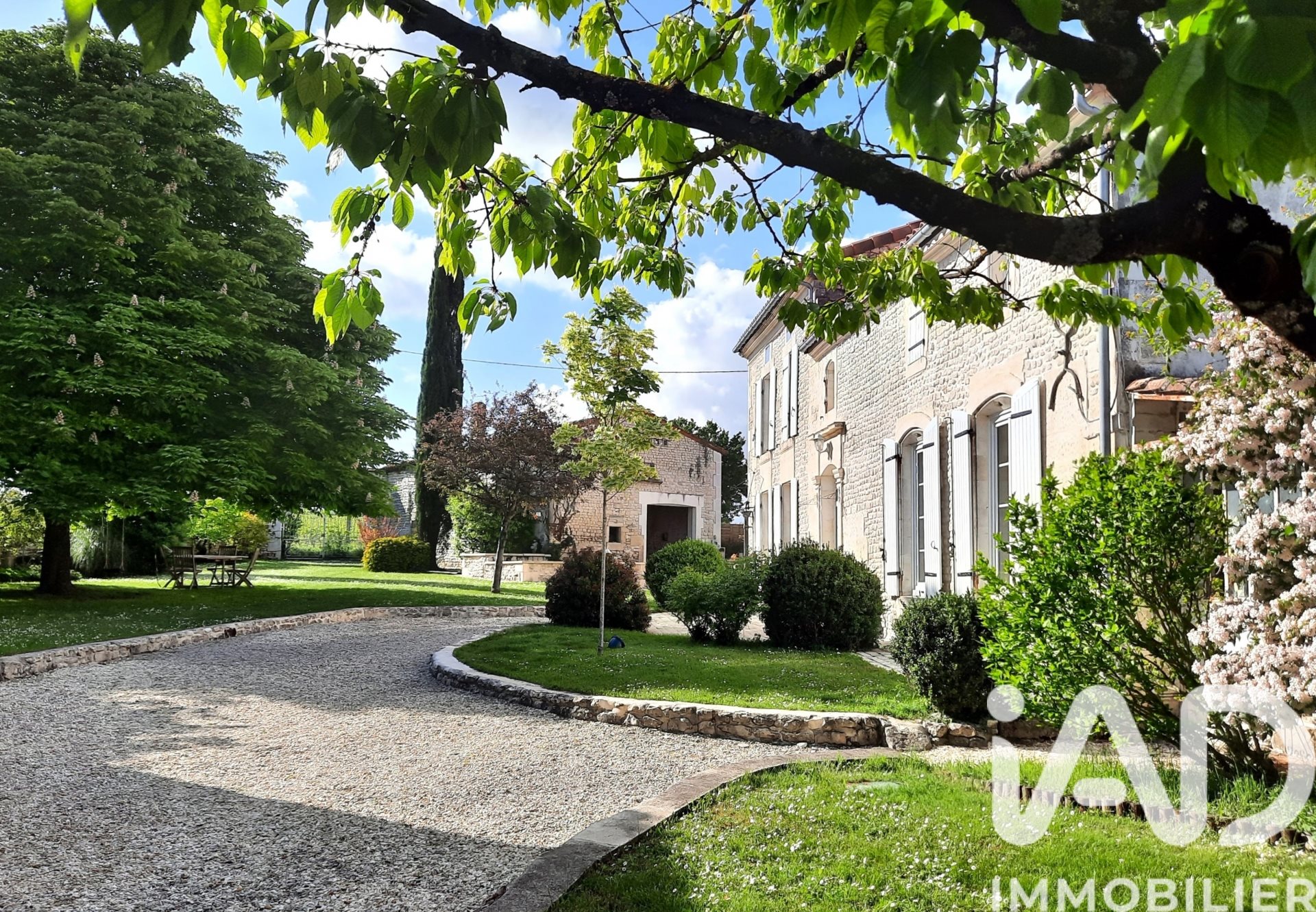 Maison à vendre, 186m², Angeac-Champagne