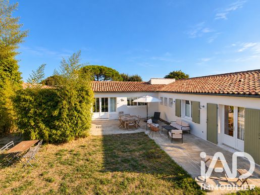 Maison 5 pièces 130 m² · à Loix · 130 m² · 821 600 €