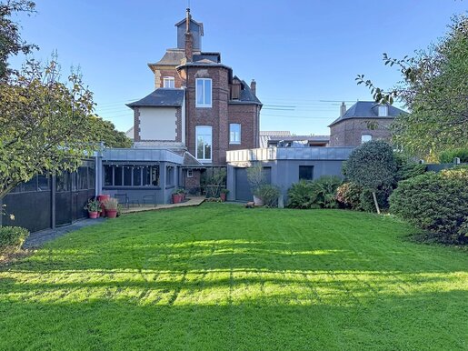 Maison 7 pièces 224 m² · à Bihorel · 224 m² · 895 000 €