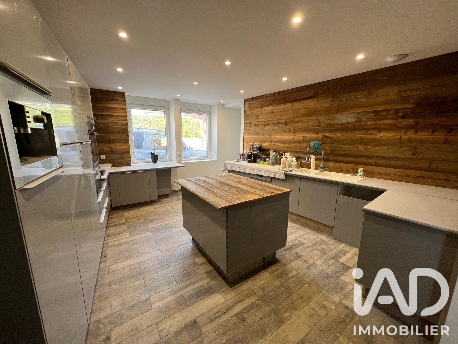 Maison à vendre, 286m², Arinthod