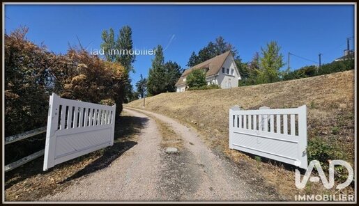 Maison 8 pièces 187 m² · à Varennes-sur-Allier · 187 m² · 495 000 €