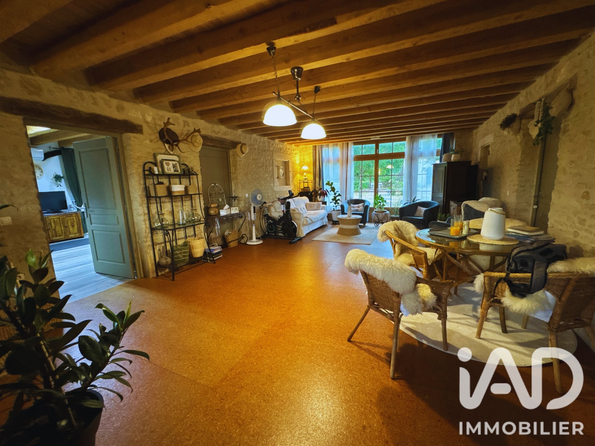 Maison à vendre, 275m², Châteauneuf-Val-de-Bargis