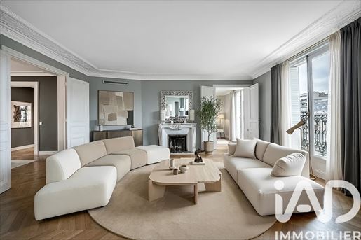 Appartement 7 pièces 186 m² · à Paris 17ème · 186 m² · 2 200 000 €