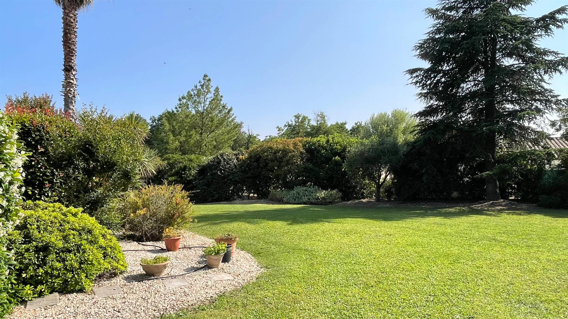 Maison à vendre, 270m², Uzès