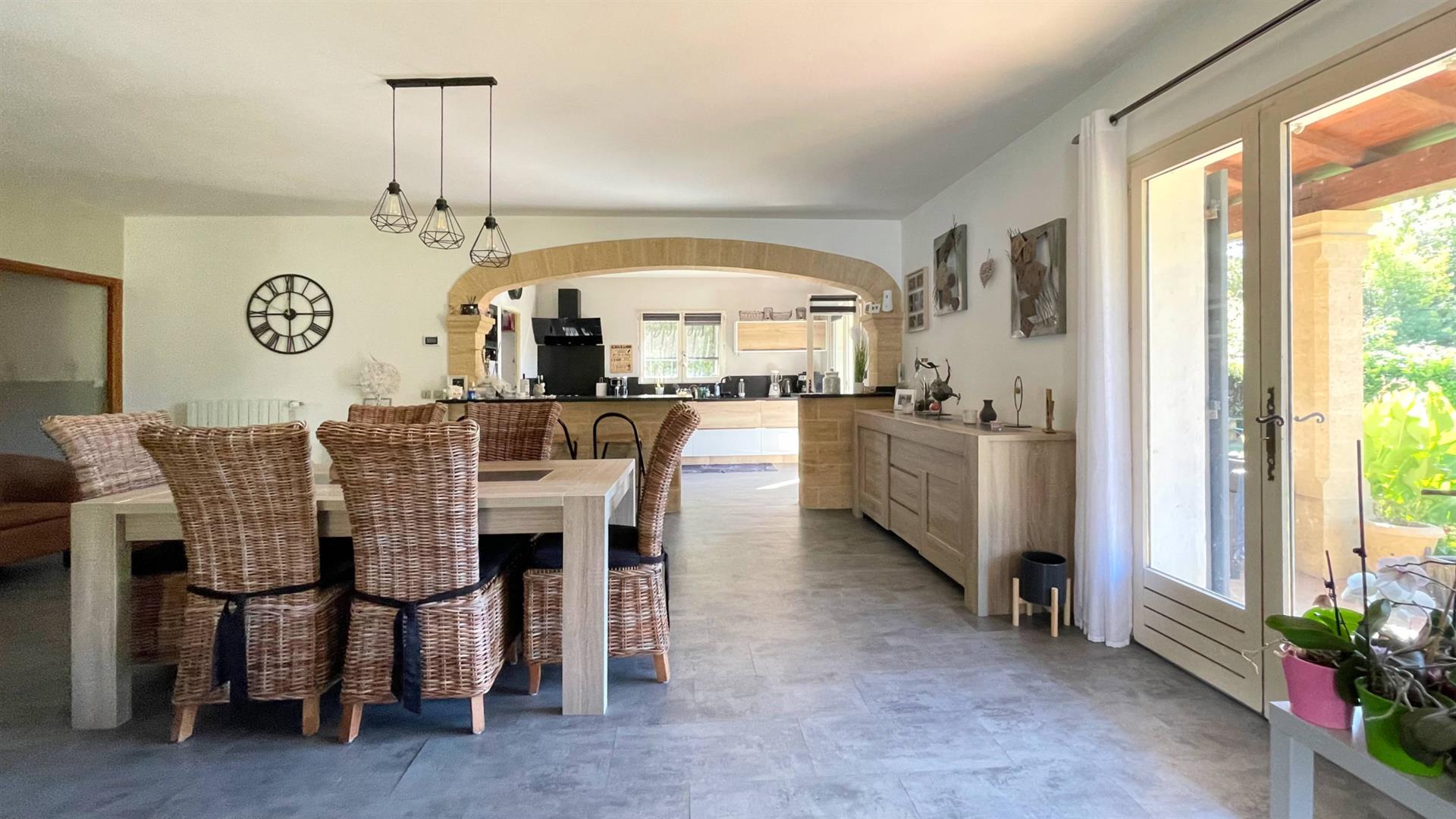 Maison à vendre, 155m², Uzès