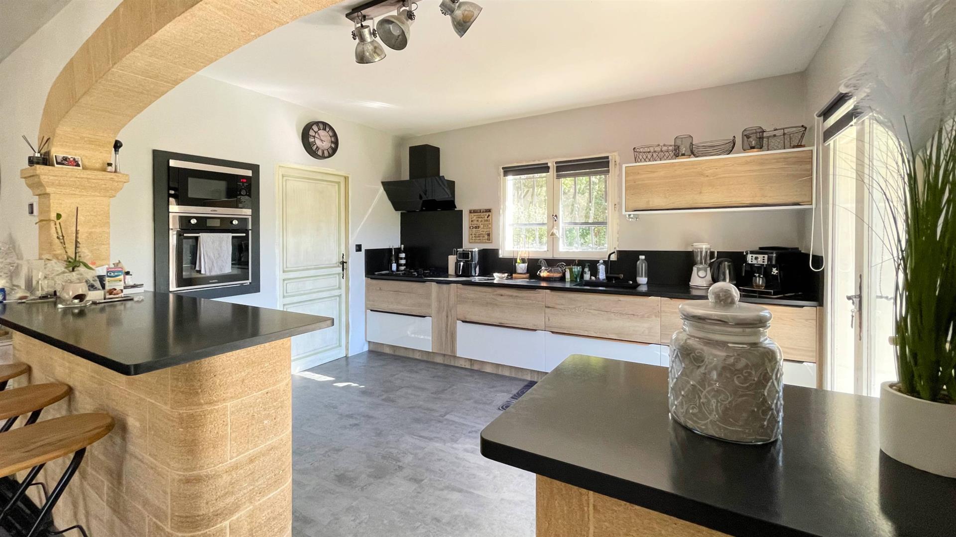 Maison à vendre, 155m², Uzès