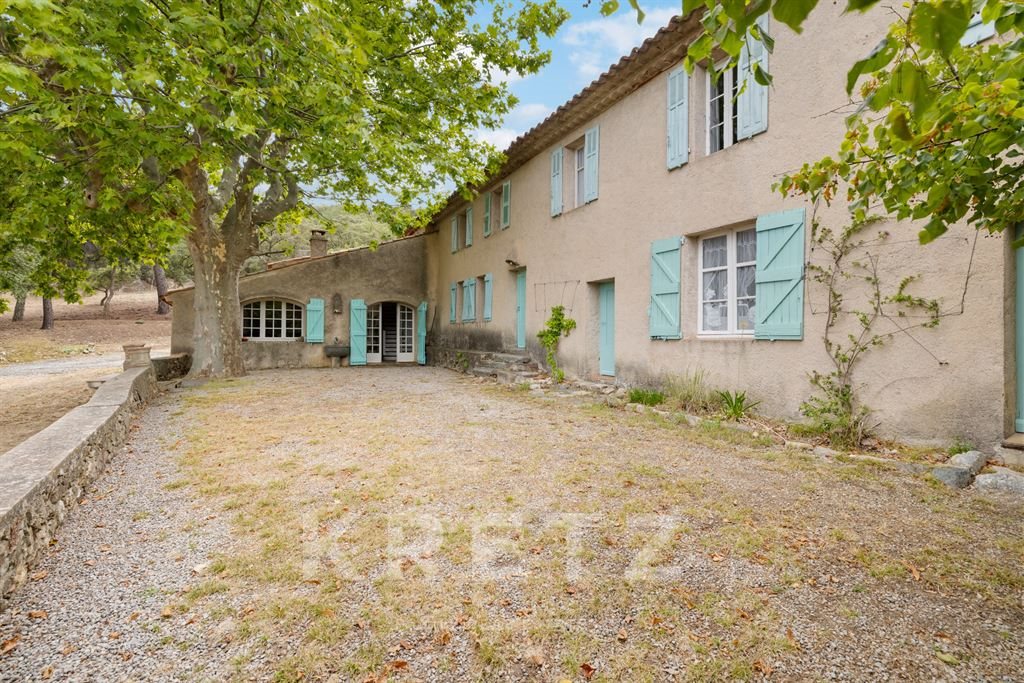 Maison à vendre, 350m², Grimaud