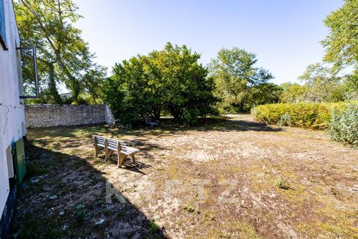Maison 4 pièces 120 m² · à Les Portes-en-Ré · 120 m² · 2 100 000 €