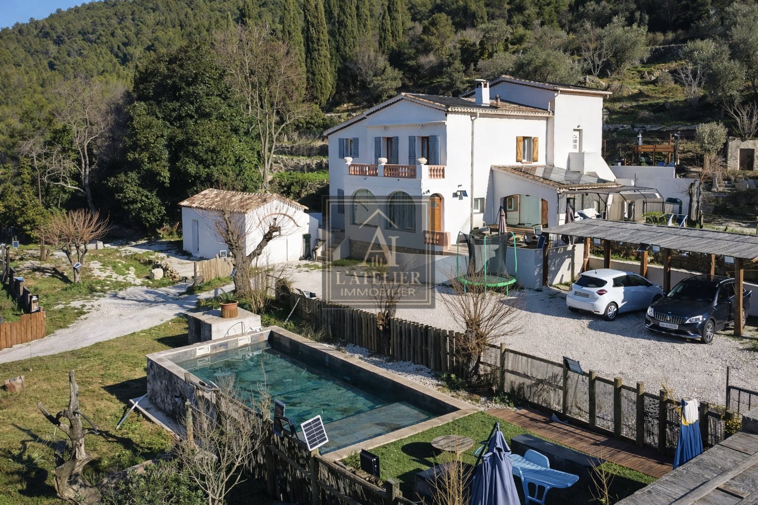 Maison à vendre, 320m², Solliès-Toucas