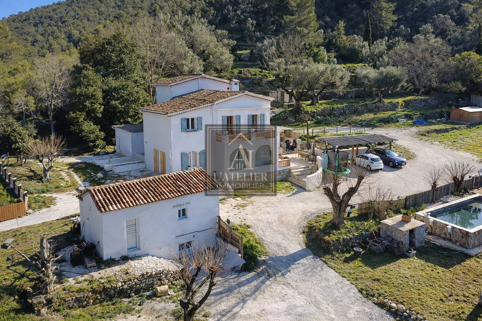 Maison à vendre, 320m², Solliès-Toucas