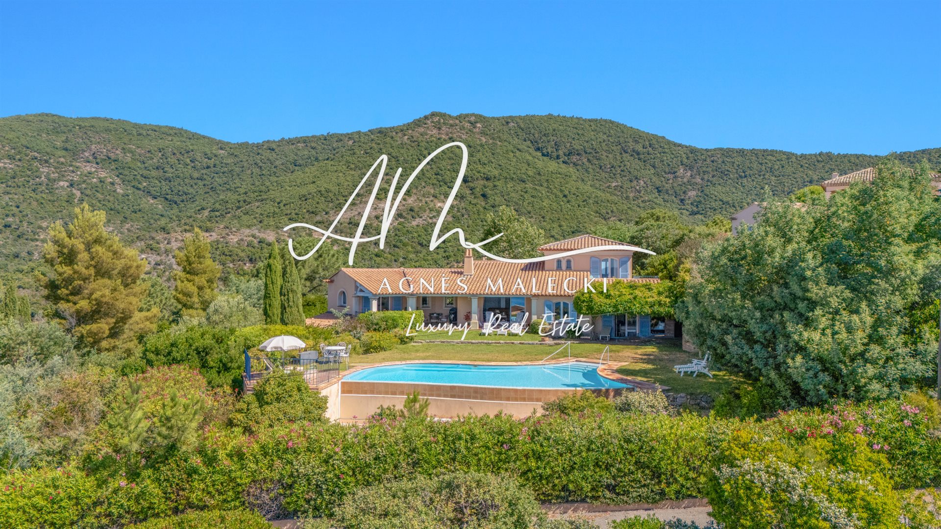 Maison à vendre, 185m², Rayol-Canadel-sur-Mer