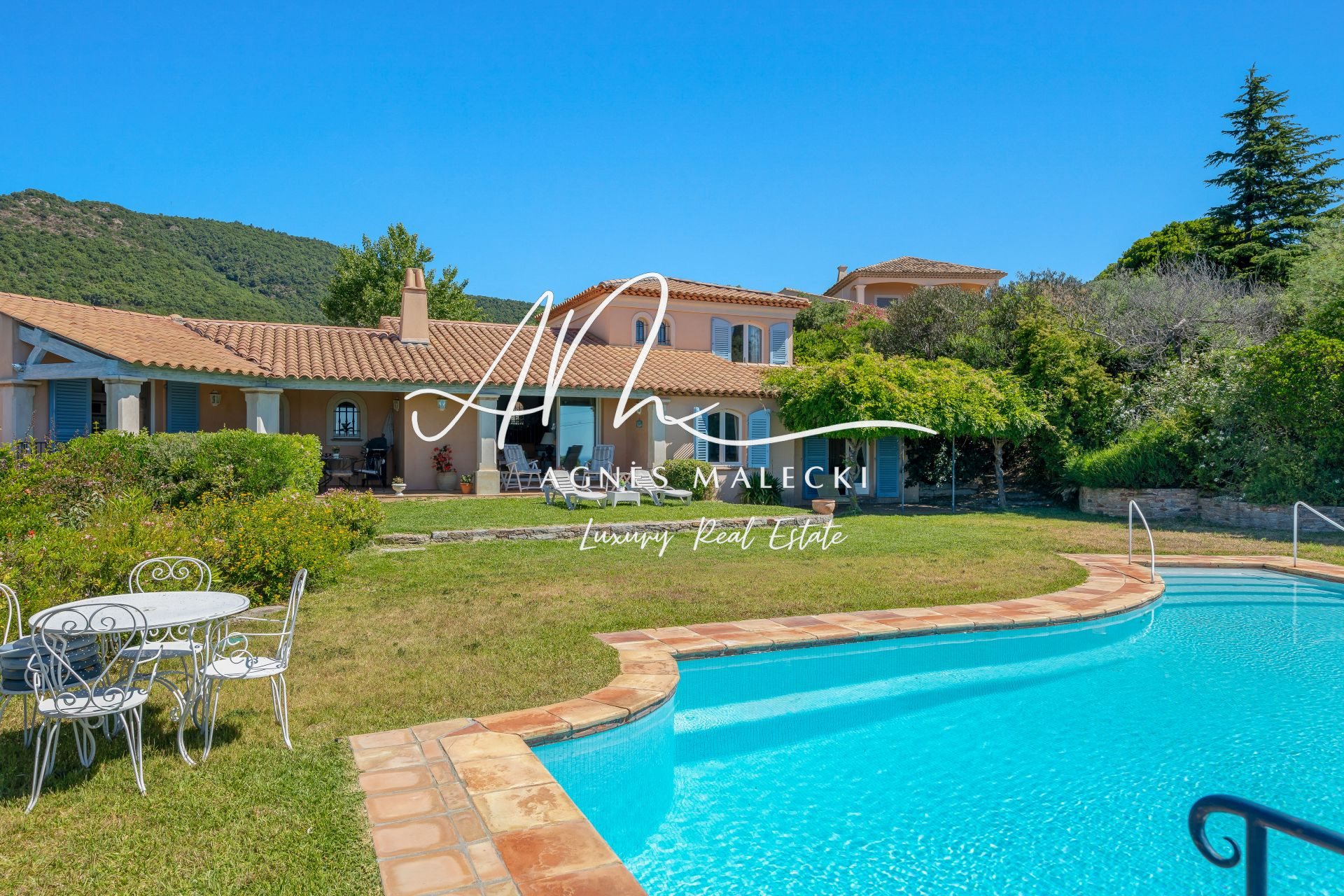 Maison à vendre, 185m², Rayol-Canadel-sur-Mer