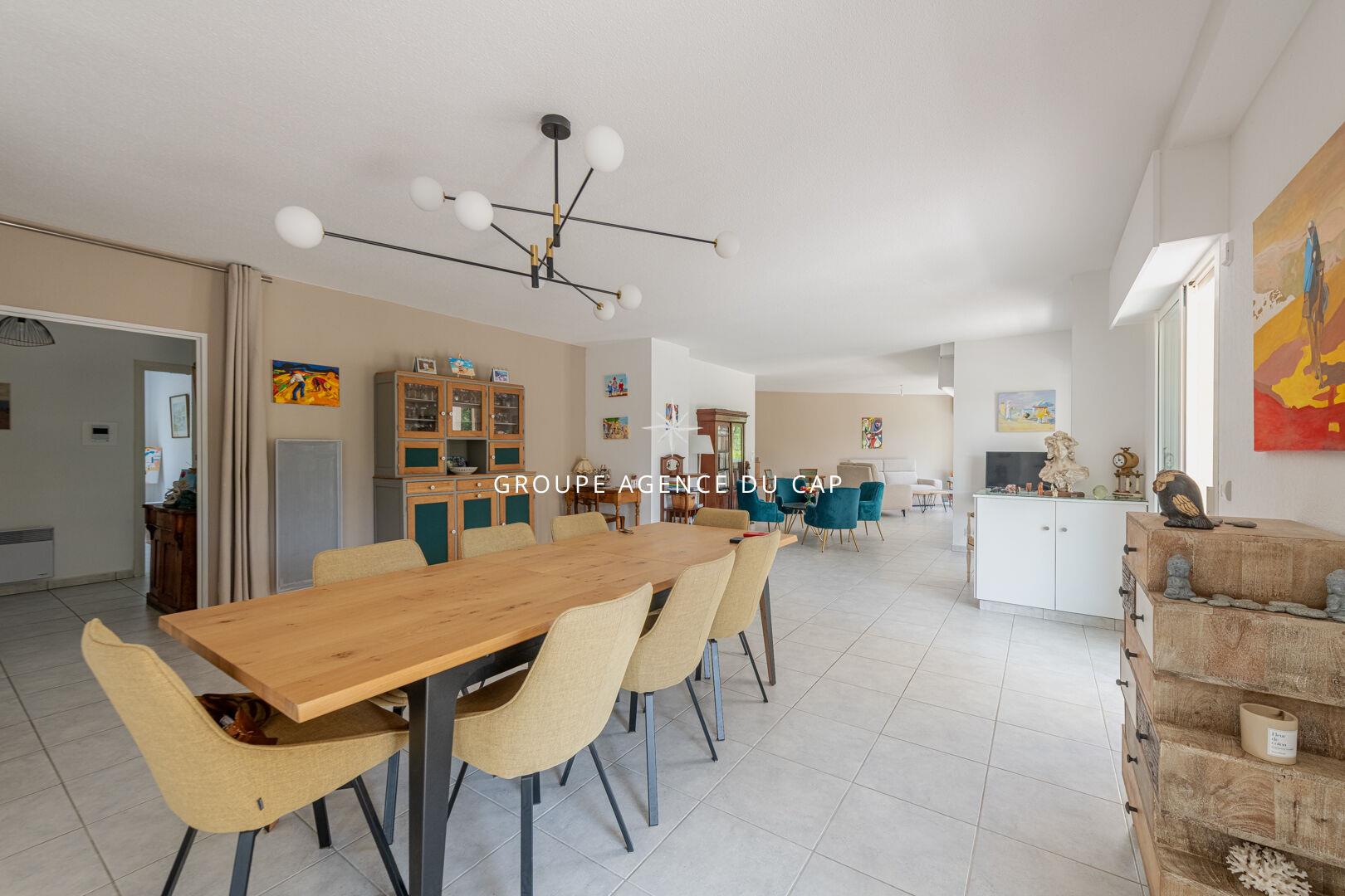 Maison à vendre, 156m², Saint-Raphaël