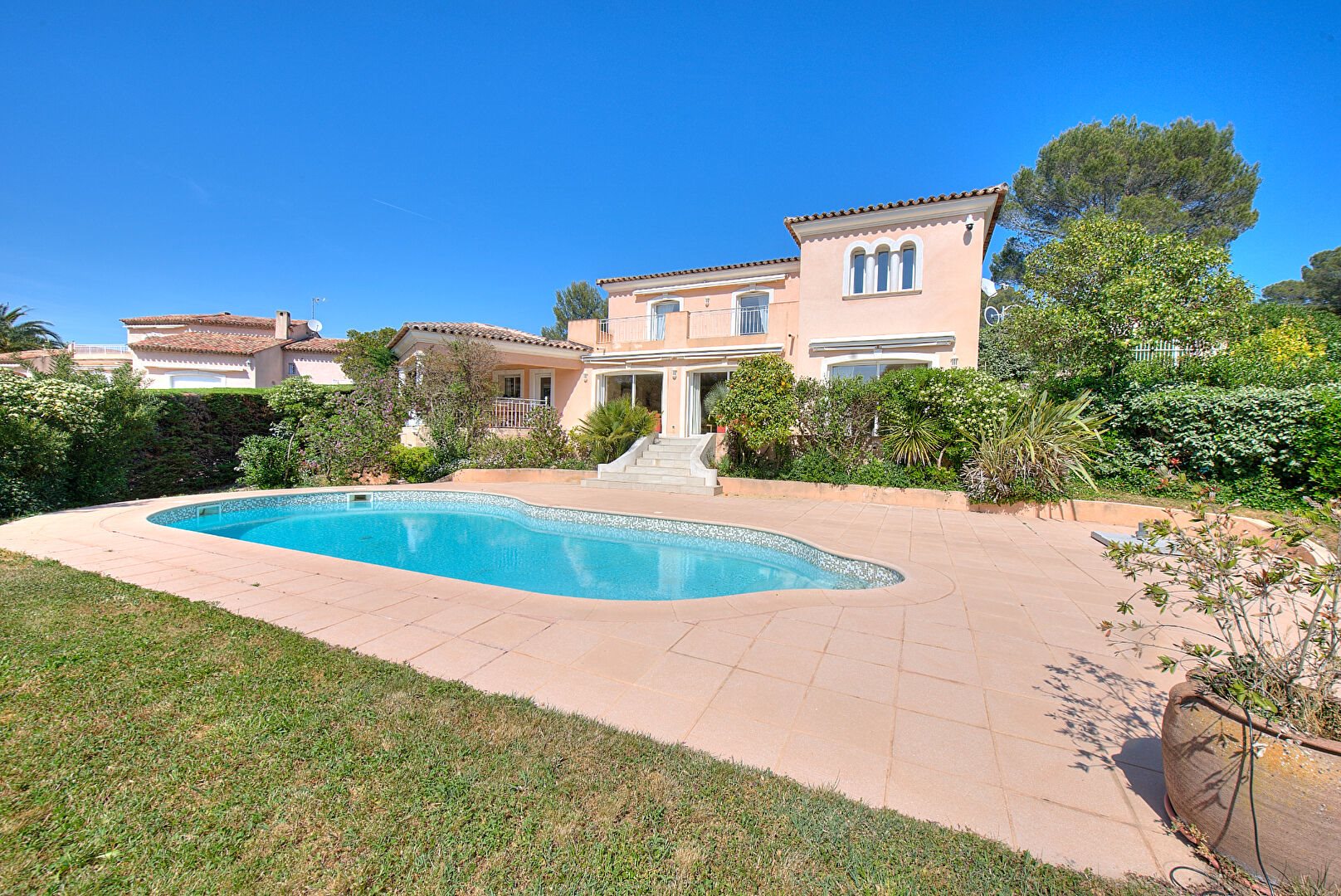 Maison à vendre, 170m², Saint-Raphaël