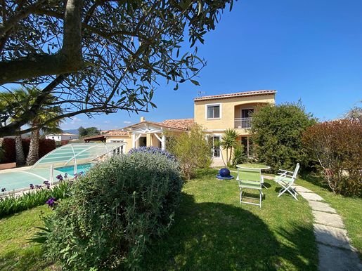 Maison 6 pièces 140 m² · à Puget-sur-Argens · 140 m² · 685 000 €