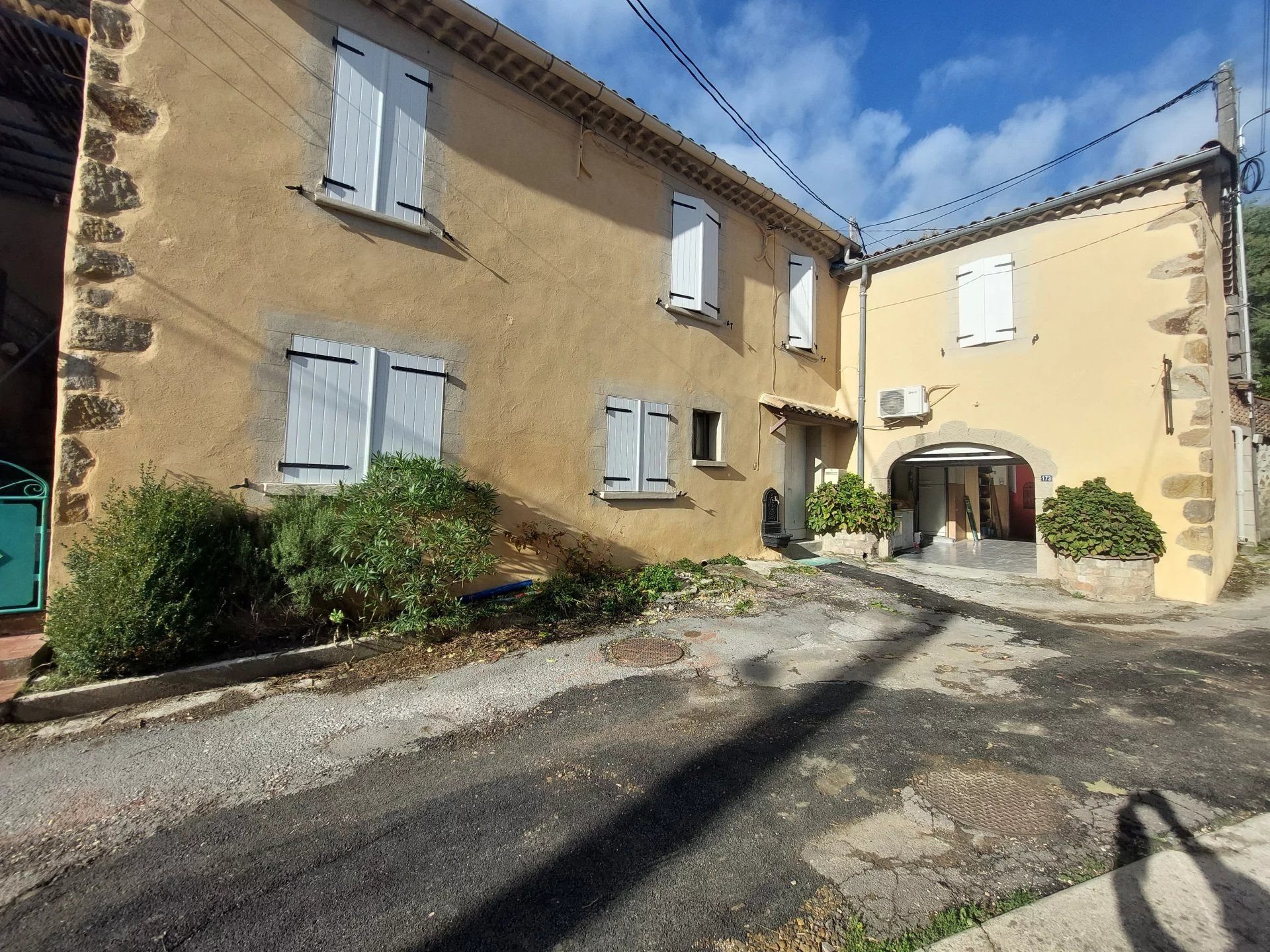 Maison à vendre, 94m², Robiac-Rochessadoule