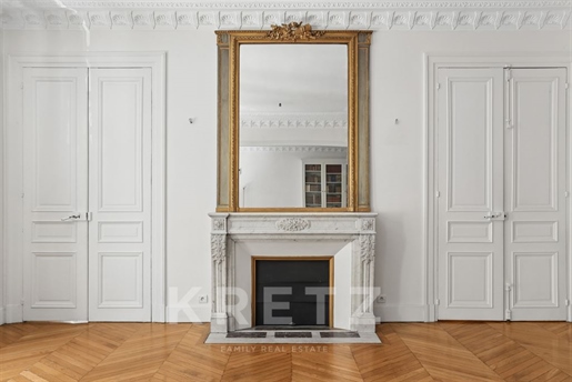 8 pièces 172 m² · à Paris 6ème · 172 m² · 3 100 000 €
