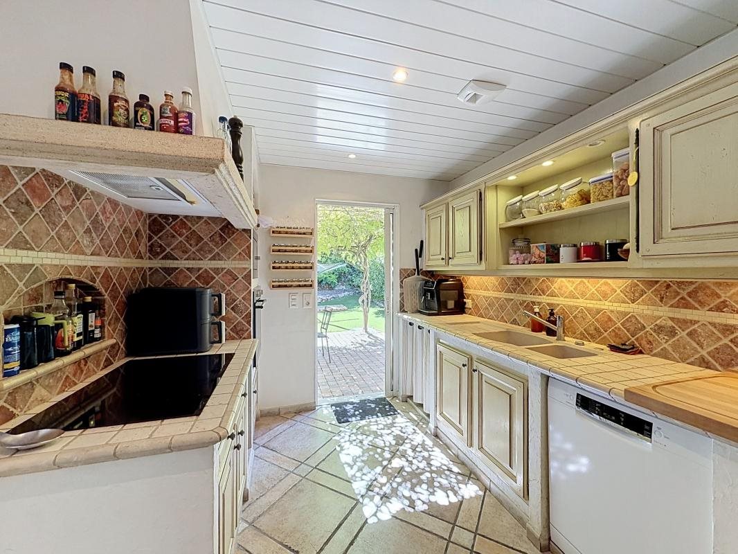 Maison à vendre, 150m², Roquefort-les-Pins