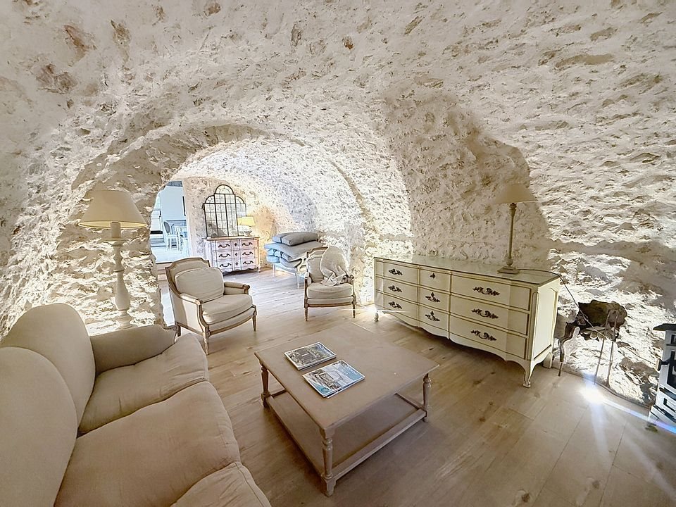 Maison à vendre, 260m², Roquefort-les-Pins