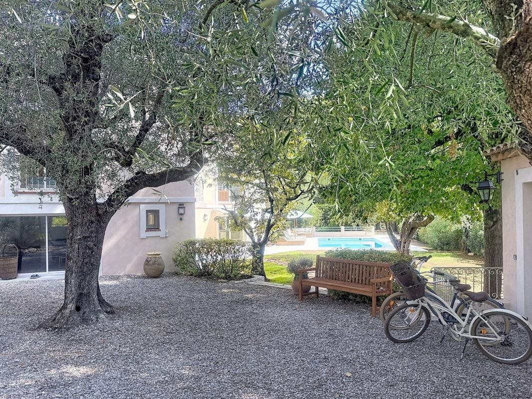 Maison à vendre, 240m², Roquefort-les-Pins