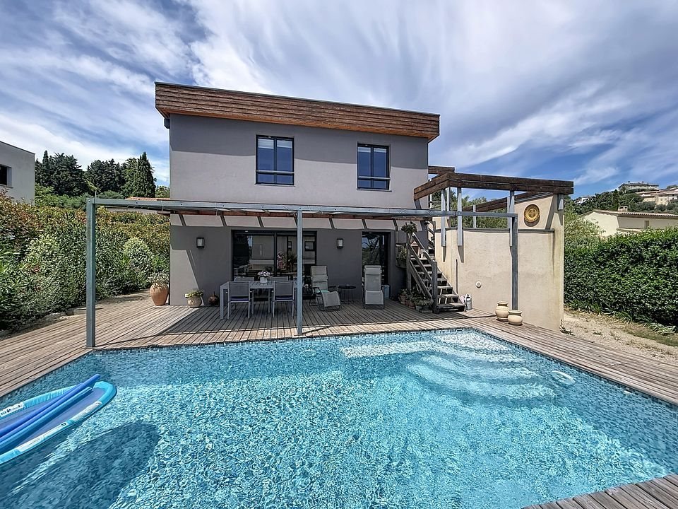 Maison à vendre, 102m², Opio