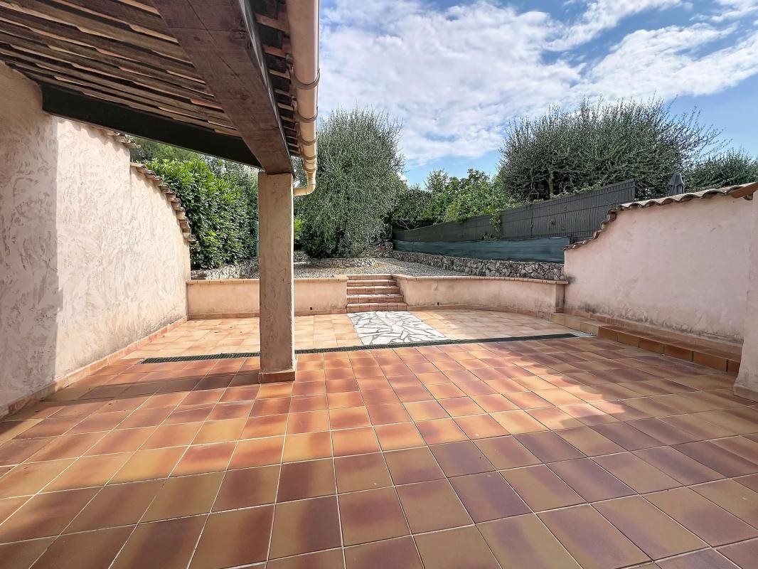 Maison à vendre, 71m², Le Rouret
