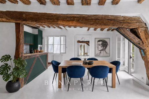 Appartement 4 pièces 107 m² · à Paris 18ème · 107 m² · 1 590 000 €