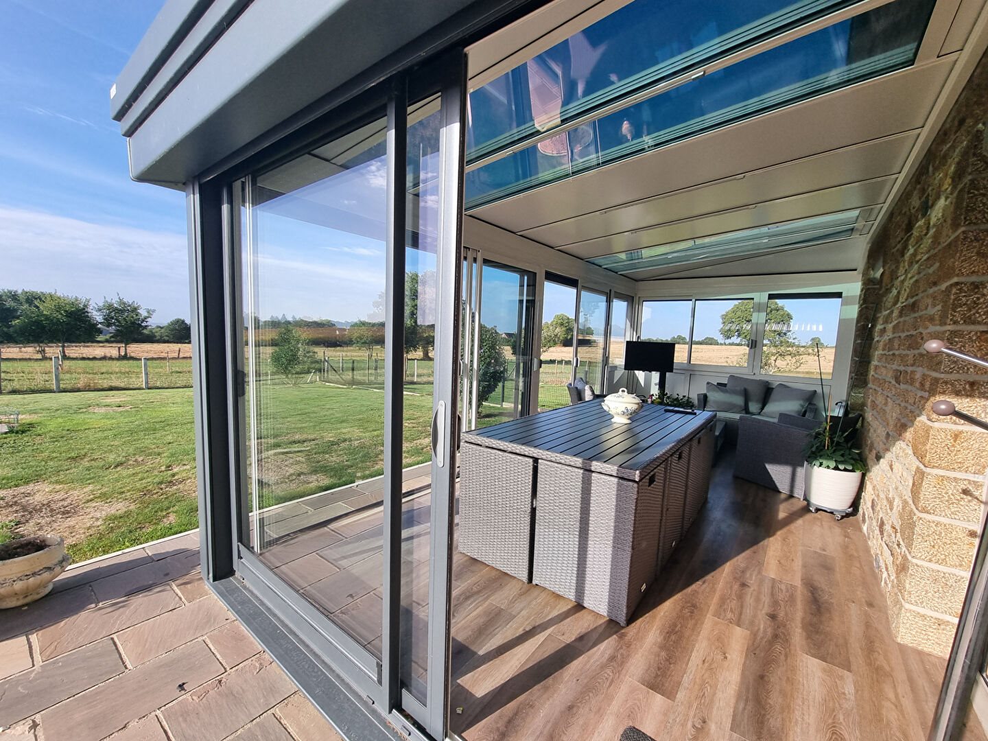 Maison à vendre, 144m², Saint-Ovin