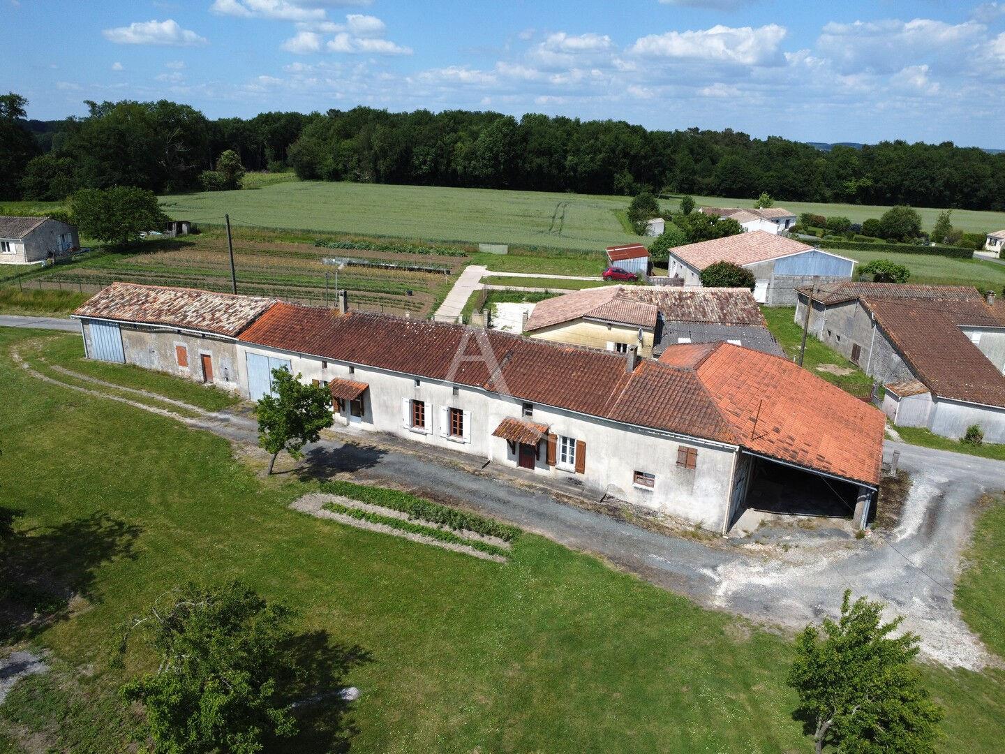 Maison à vendre, 100m², Fontaines-d'Ozillac