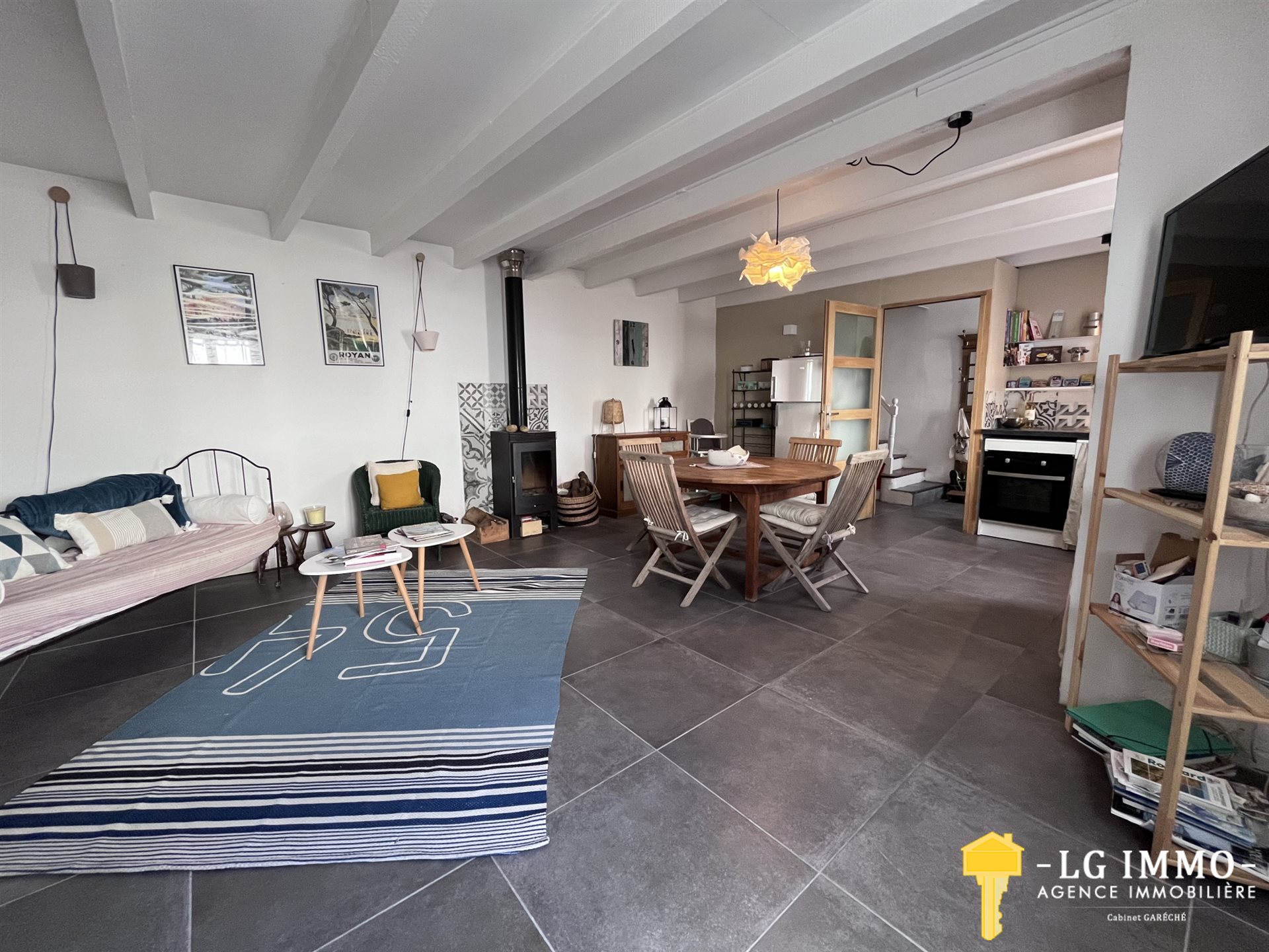 Maison à vendre, 115m², Mortagne-sur-Gironde