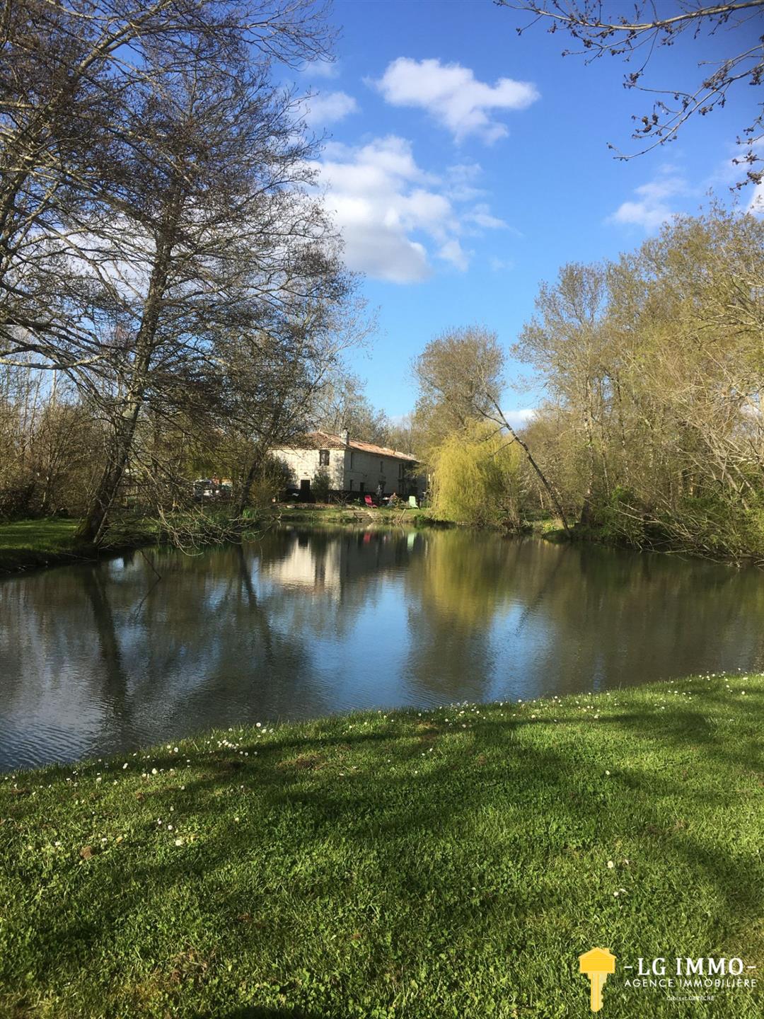 Maison à vendre, 184m², Saint-Fort-sur-Gironde