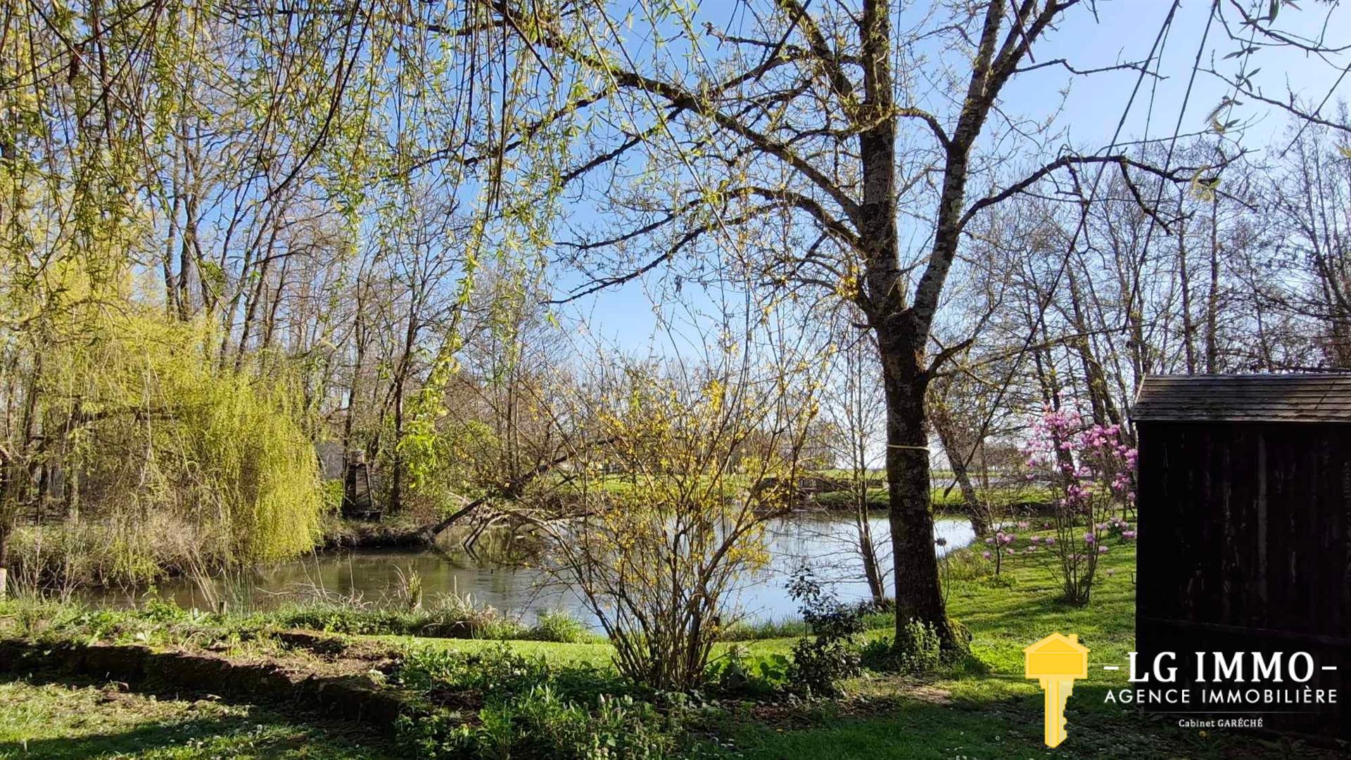 Maison à vendre, 184m², Saint-Fort-sur-Gironde