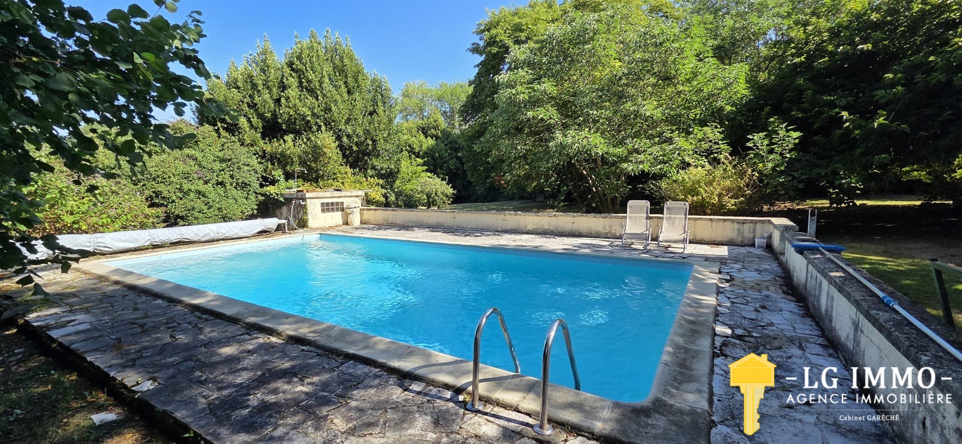 Maison à vendre, 290m², Saint-Dizant-du-Gua