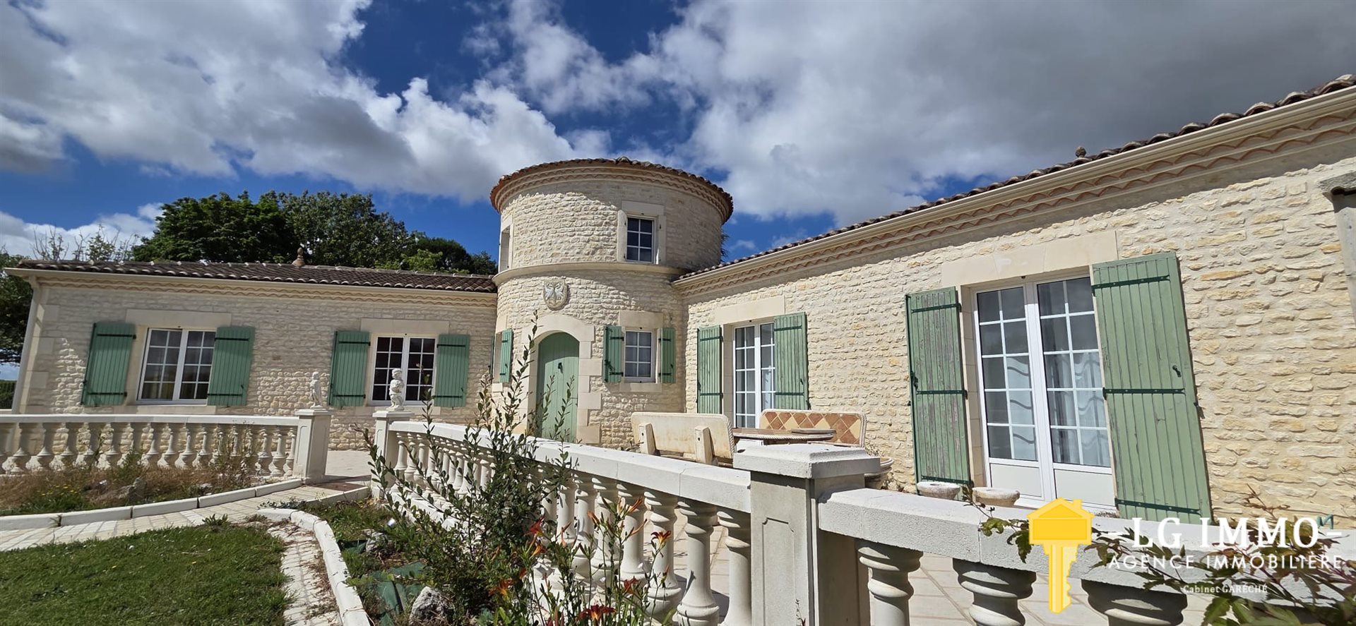 Maison à vendre, 197m², Saint-André-de-Lidon