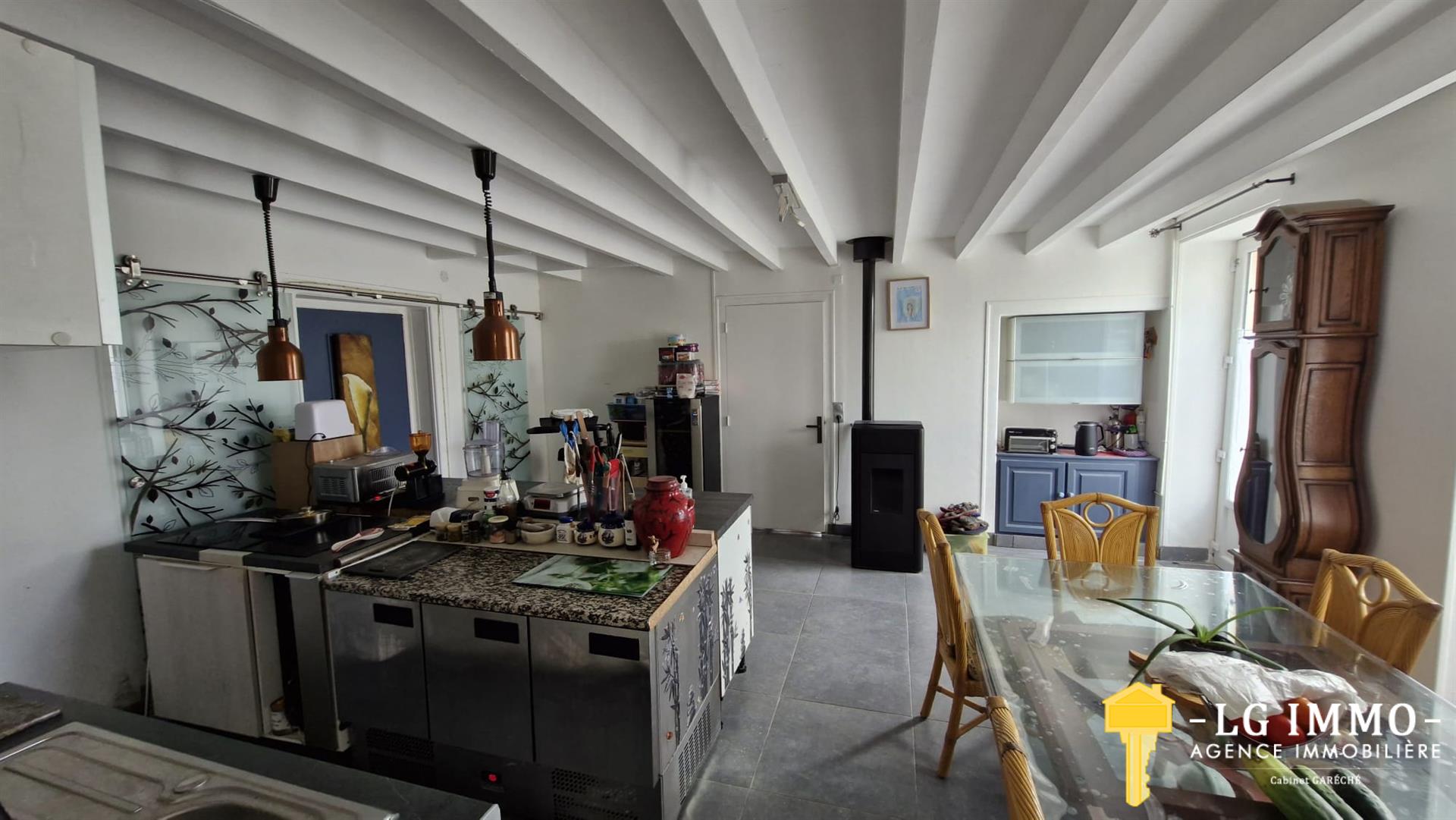Maison à vendre, 143m², Mortagne-sur-Gironde