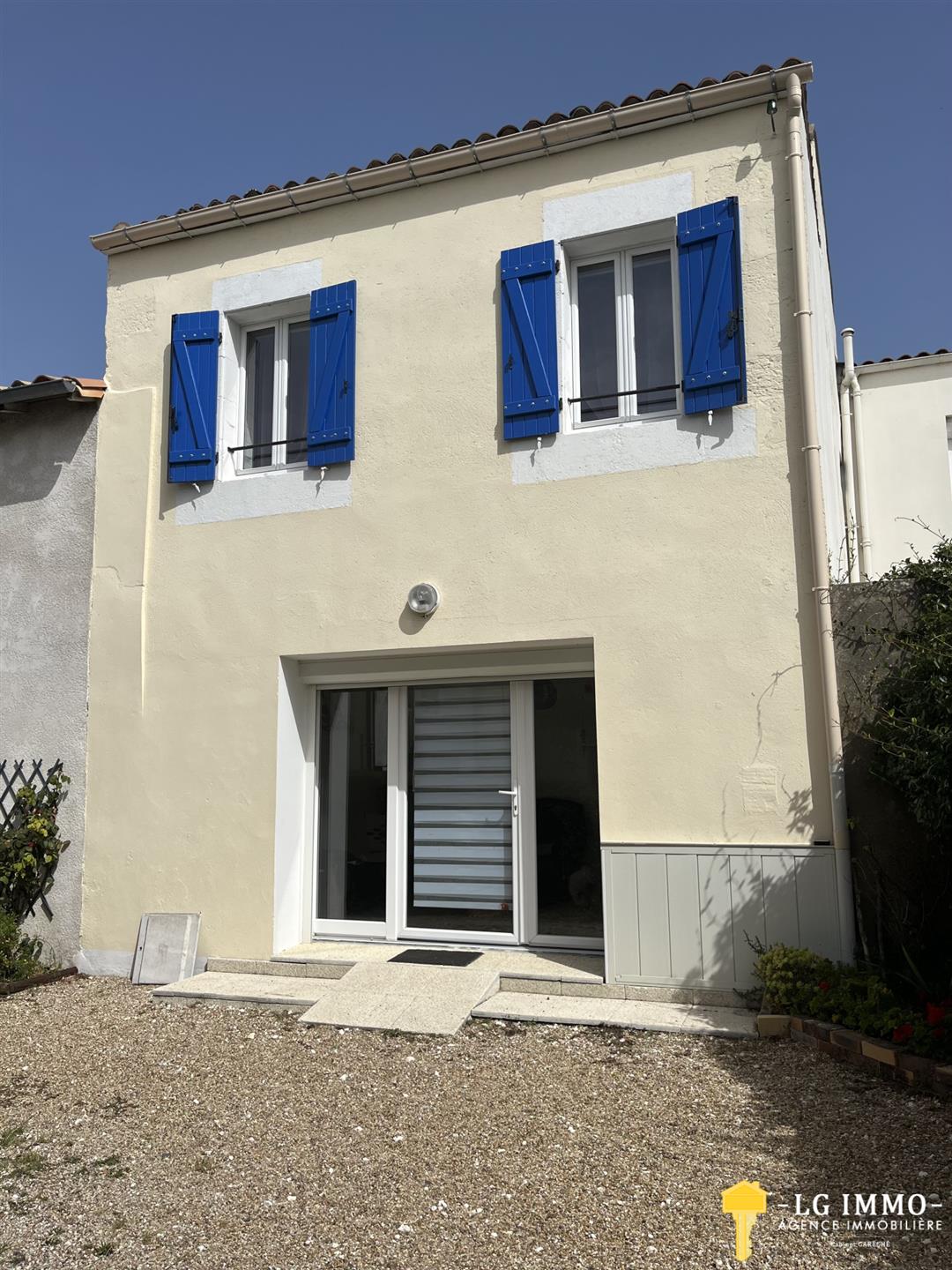Maison à vendre, 101m², Mortagne-sur-Gironde