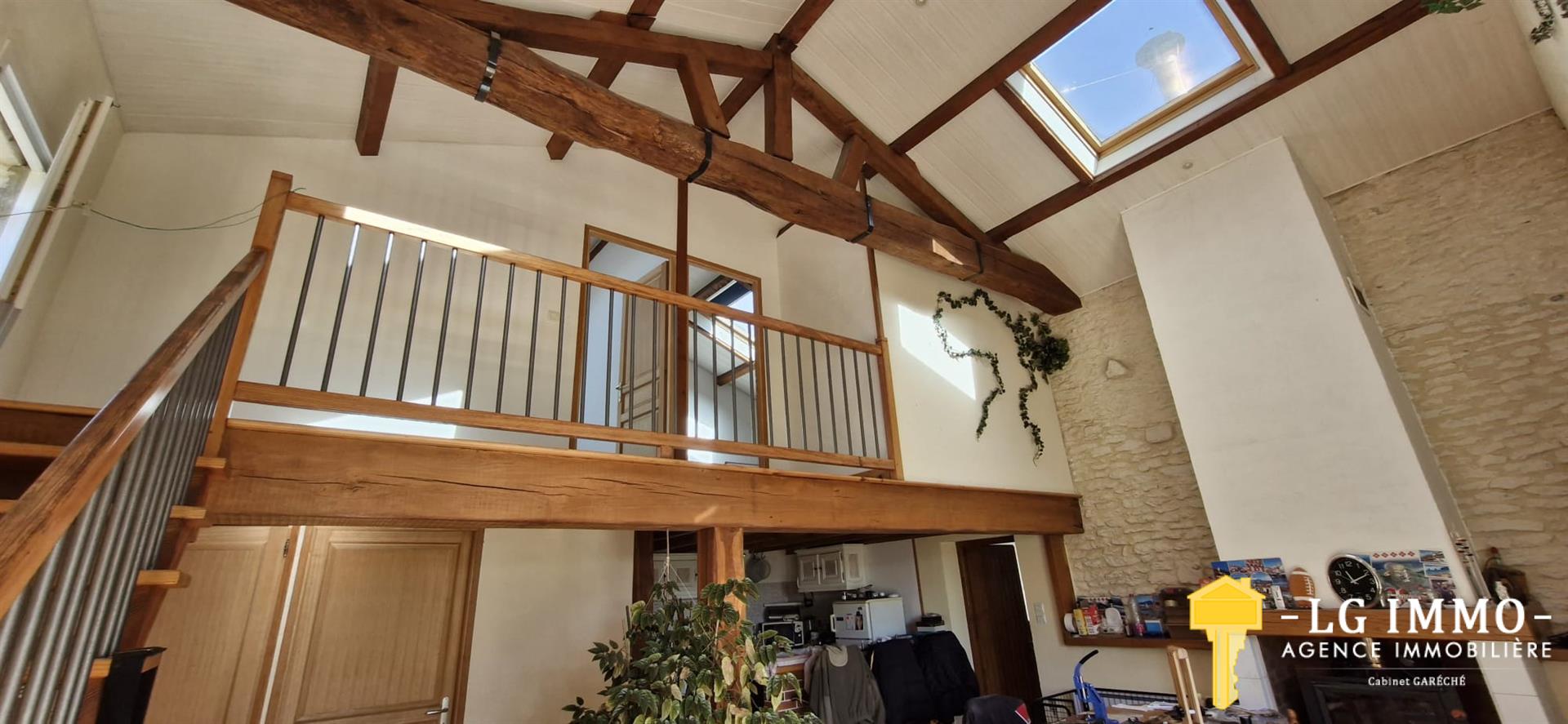 Maison à vendre, 150m², Saint-Dizant-du-Gua